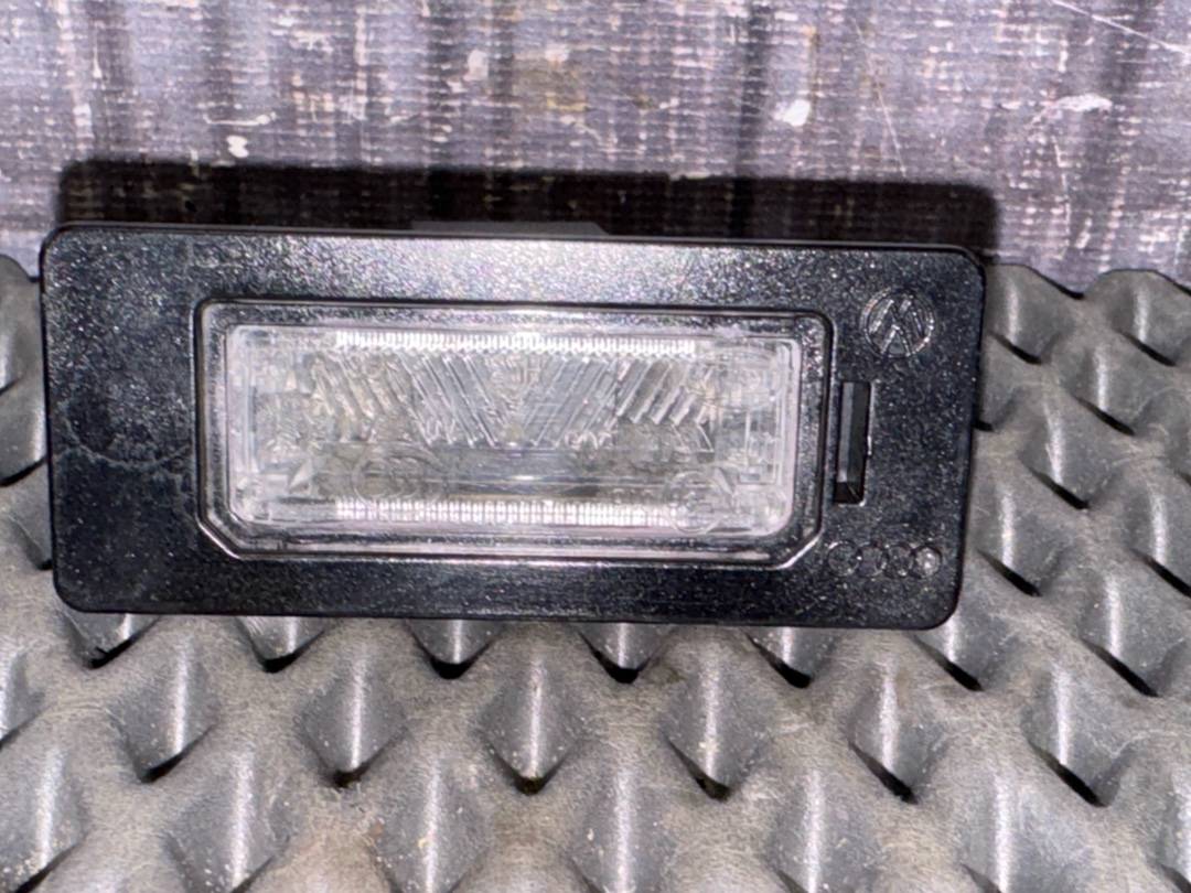 Плафон подсветки номера, 670 рублей, Красноярск