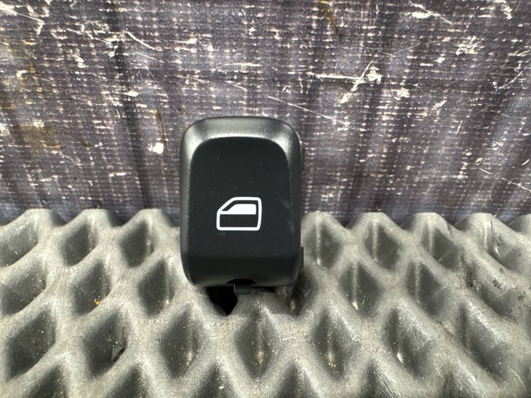 Кнопка стеклоподъемника, 550 рублей, Красноярск