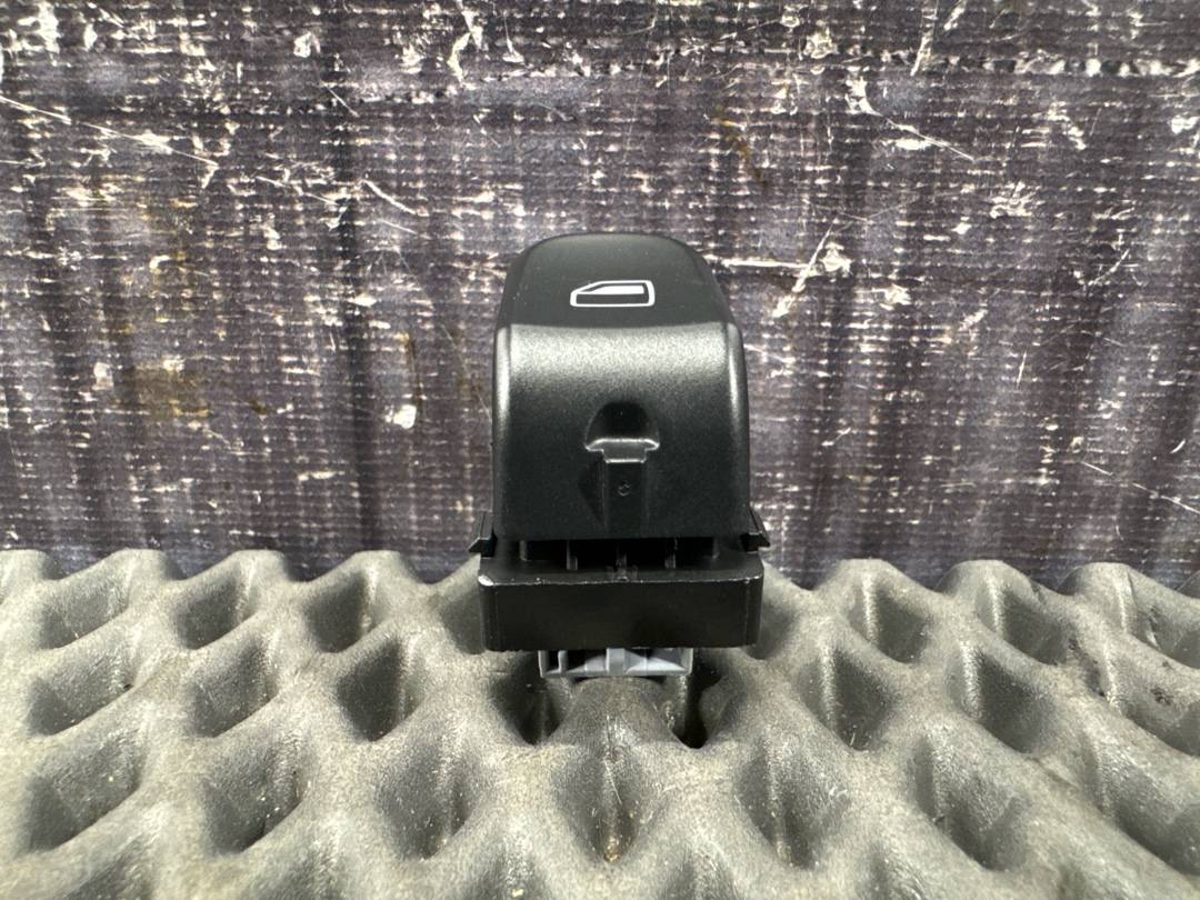 Кнопка стеклоподъемника, 550 рублей, Красноярск