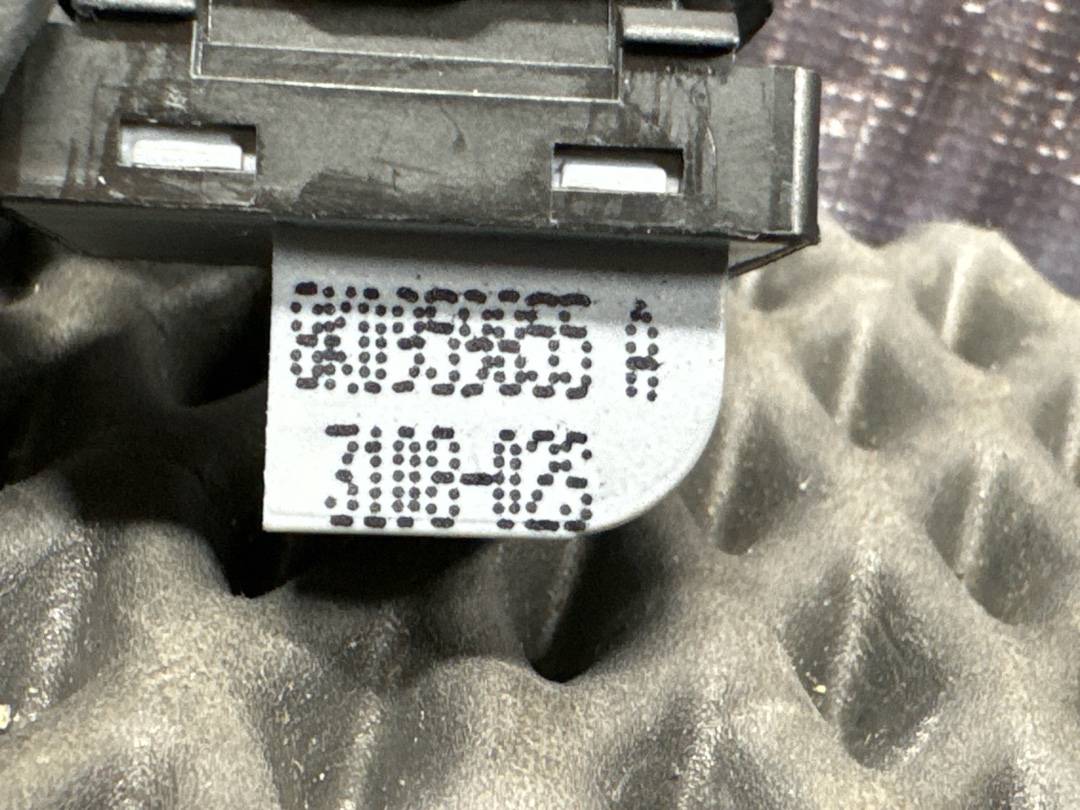 Кнопка стеклоподъемника, 550 рублей, Красноярск