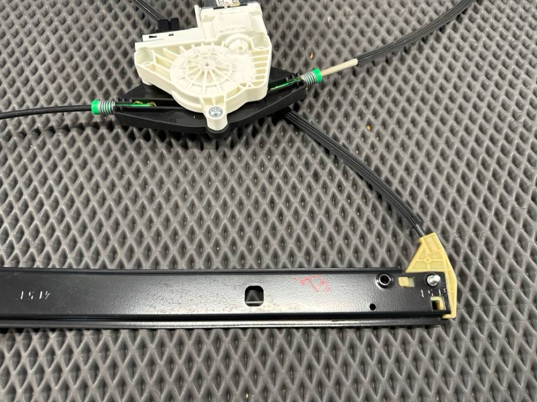 Стеклоподъемник, 2080 рублей, Красноярск