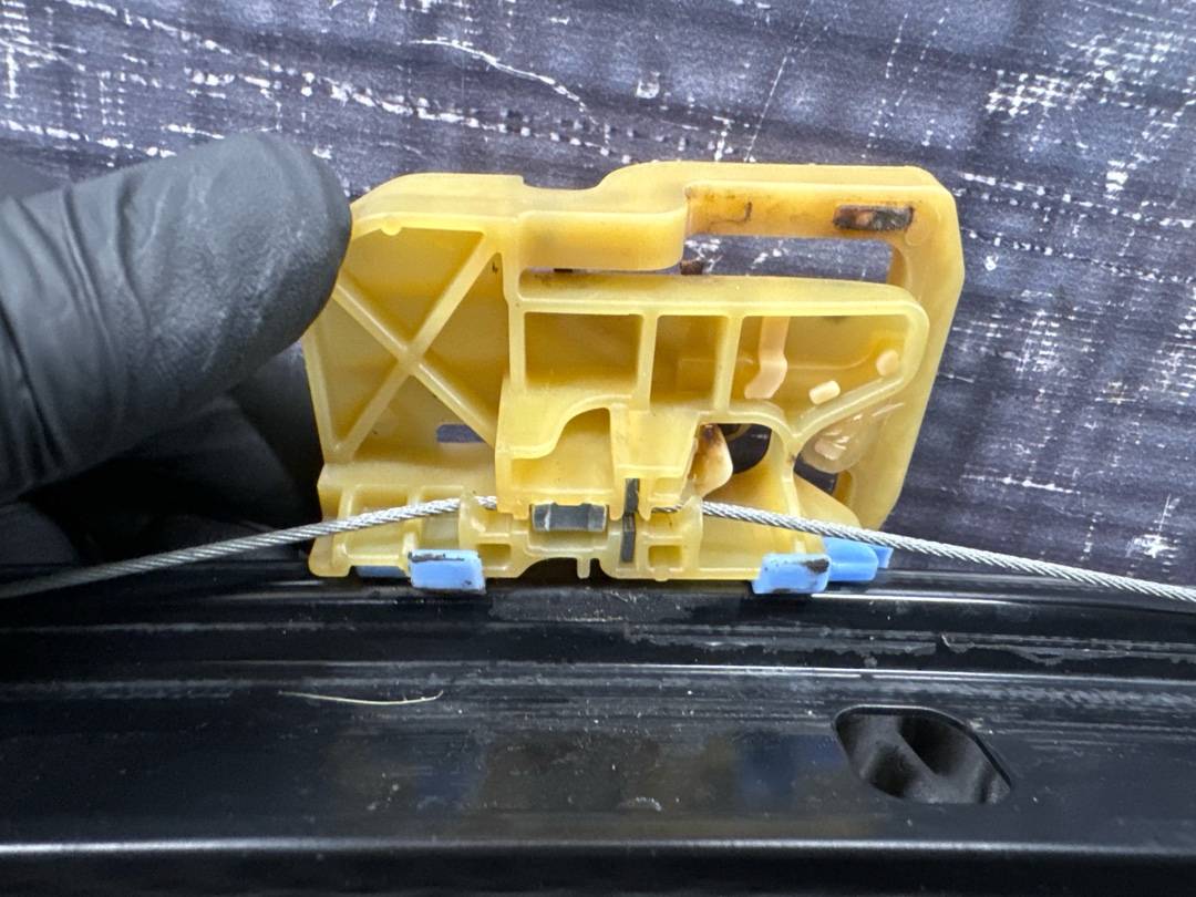 Стеклоподъемник, 2080 рублей, Красноярск