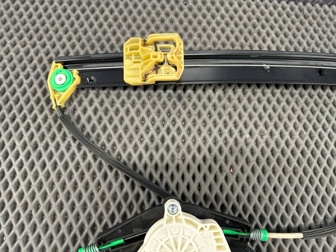 Стеклоподъемник, 2440 рублей, Красноярск