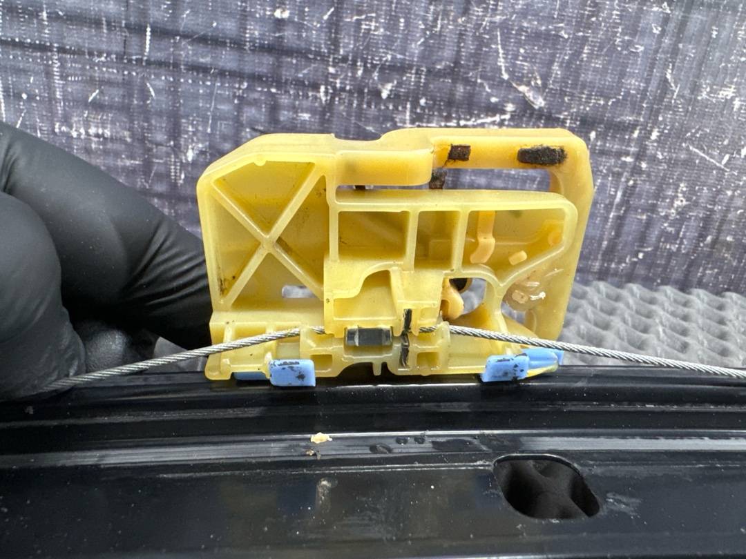 Стеклоподъемник, 2440 рублей, Красноярск