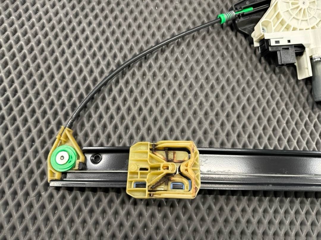 Стеклоподъемник, 2440 рублей, Красноярск