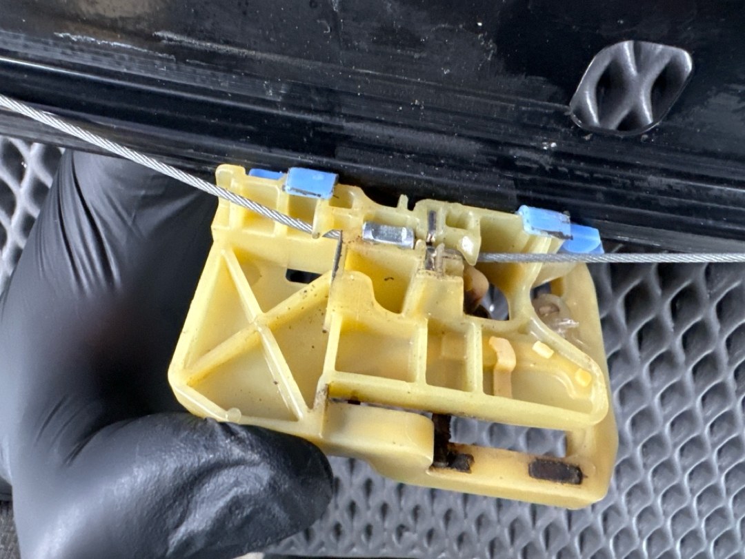 Стеклоподъемник, 2440 рублей, Красноярск