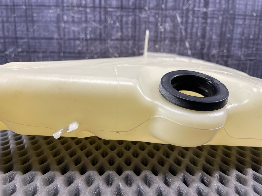 Бачок омывателя, 1670 рублей, Красноярск