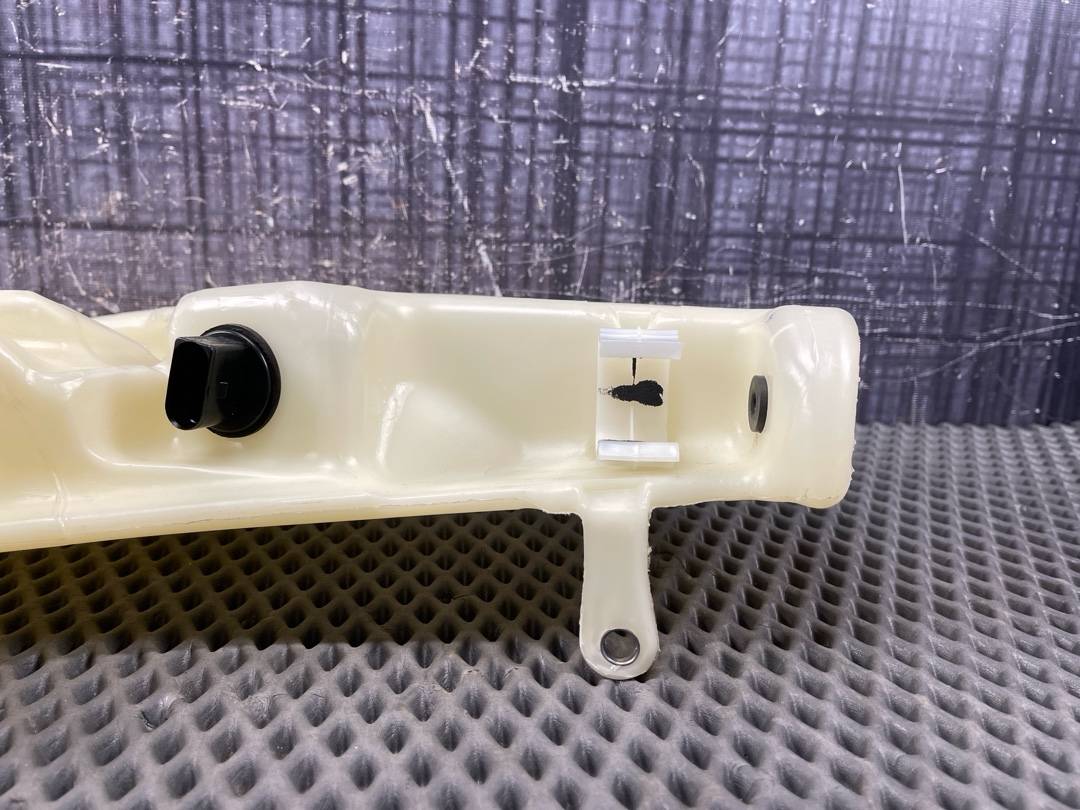 Бачок омывателя, 1670 рублей, Красноярск