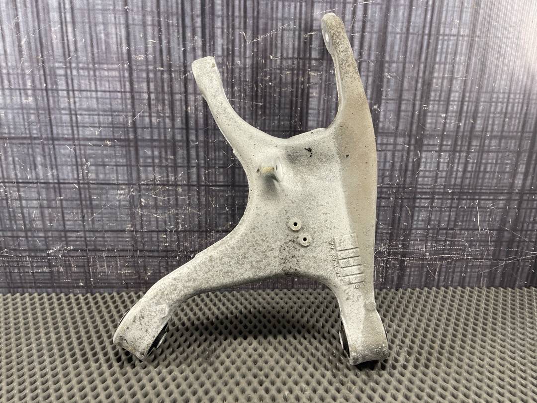 Рычаг подвески, 1570 рублей, Красноярск