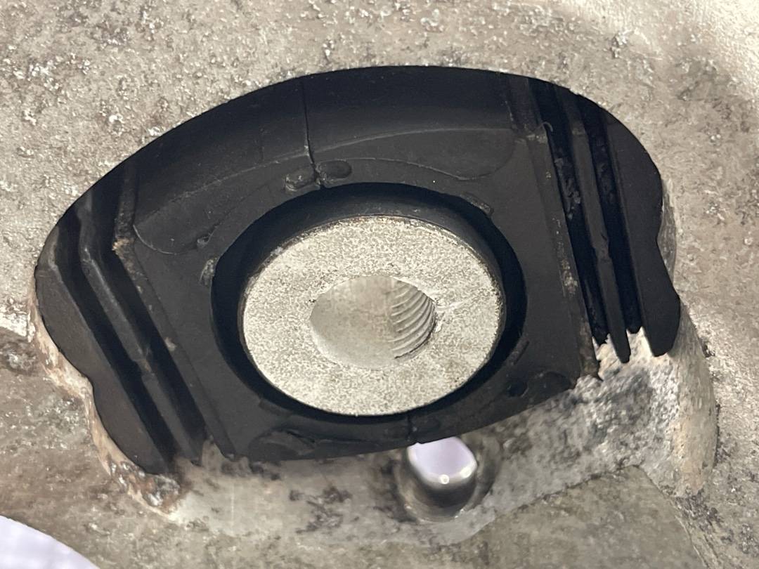 Поворотный кулак, 2570 рублей, Красноярск