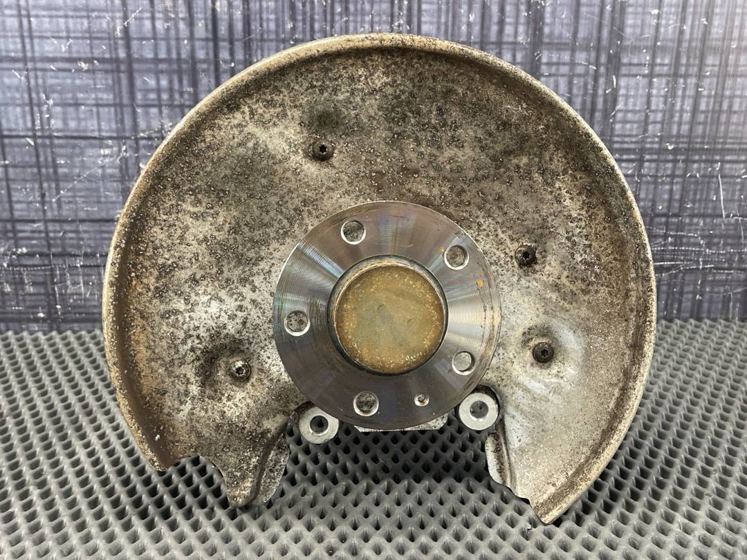 Поворотный кулак, 2570 рублей, Красноярск