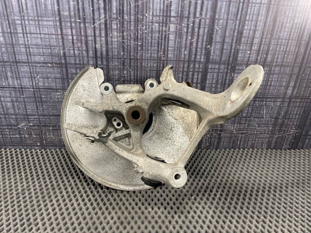 Поворотный кулак, 2570 рублей, Красноярск