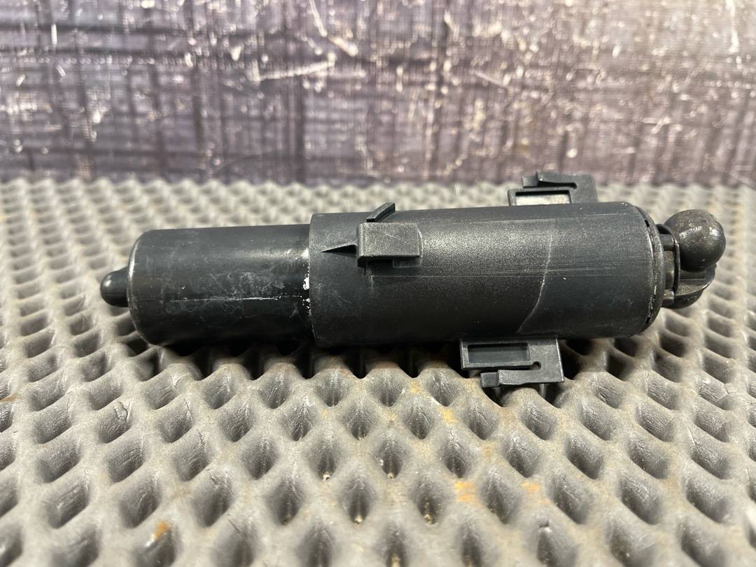 Форсунка омывателя фар, 2260 рублей, Красноярск