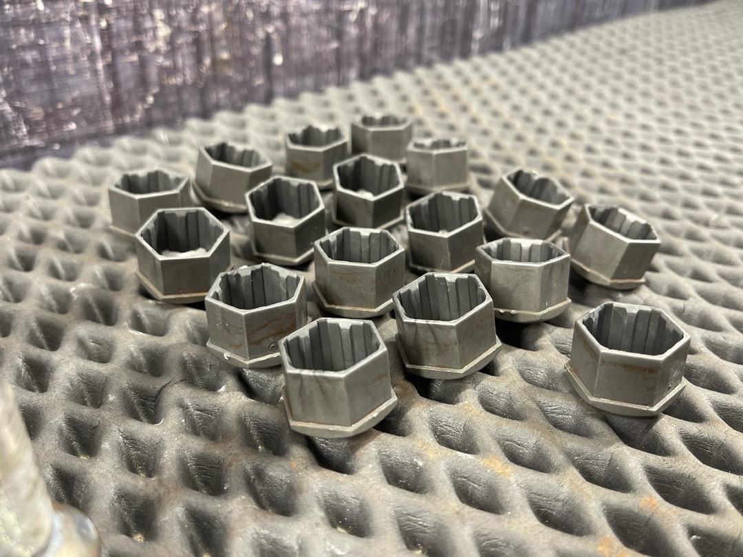 Комплект колесных болтов, 3270 рублей, Красноярск