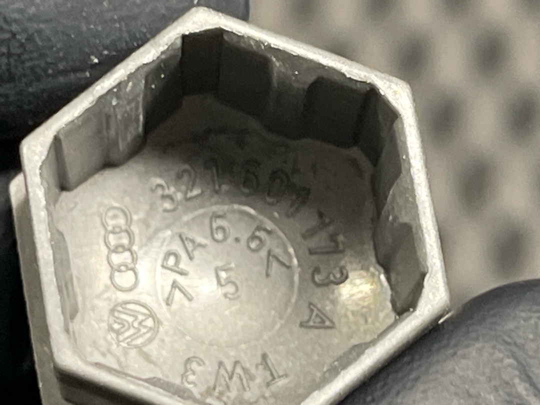 Комплект колесных болтов, 3270 рублей, Красноярск