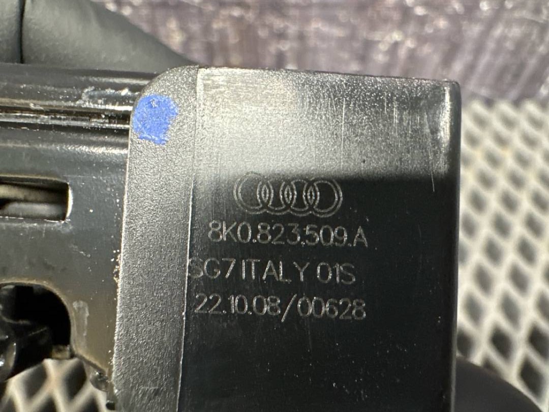 Замок капота, 1920 рублей, Красноярск