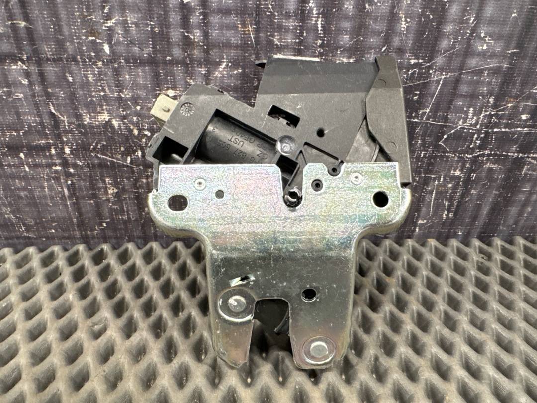 Замок багажника, 2870 рублей, Красноярск