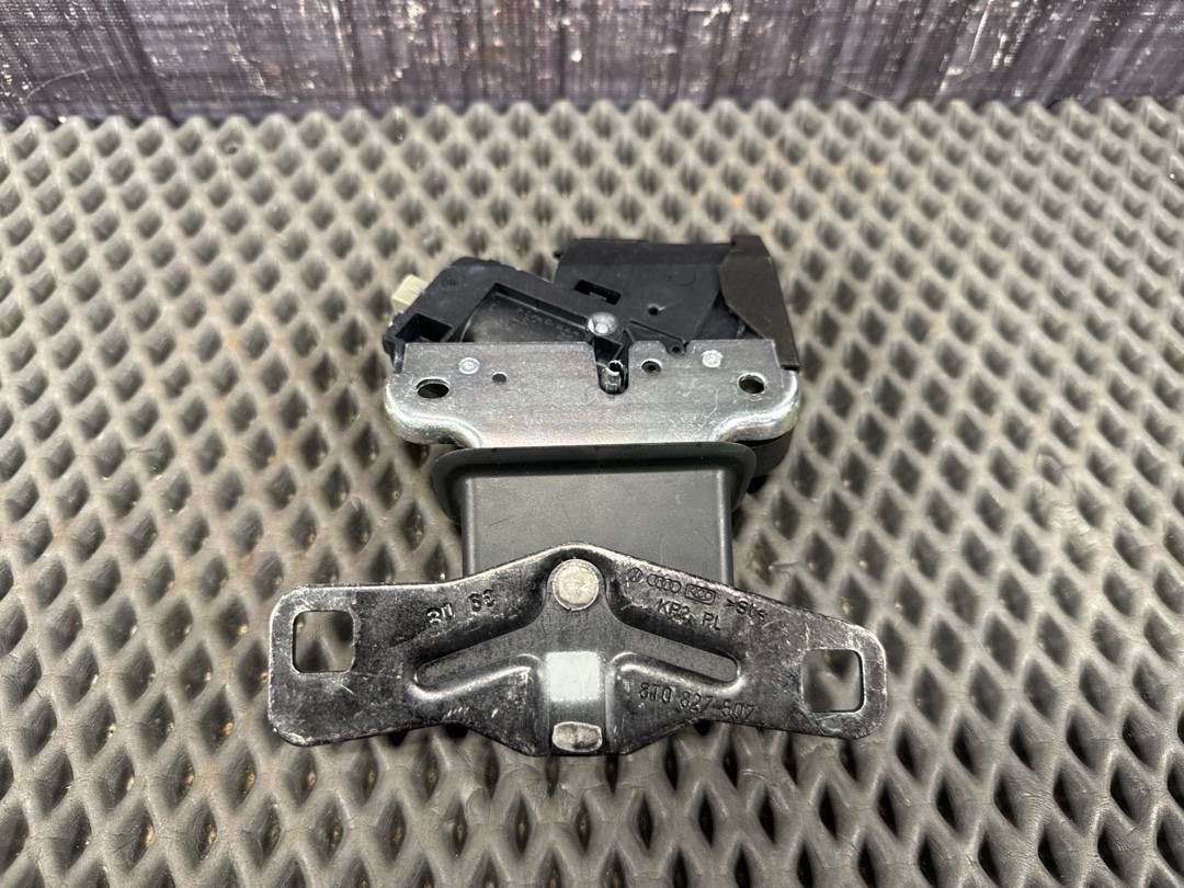 Замок багажника, 2870 рублей, Красноярск