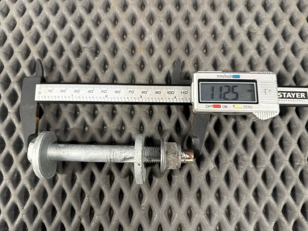 Болт развальный, 730 рублей, Красноярск