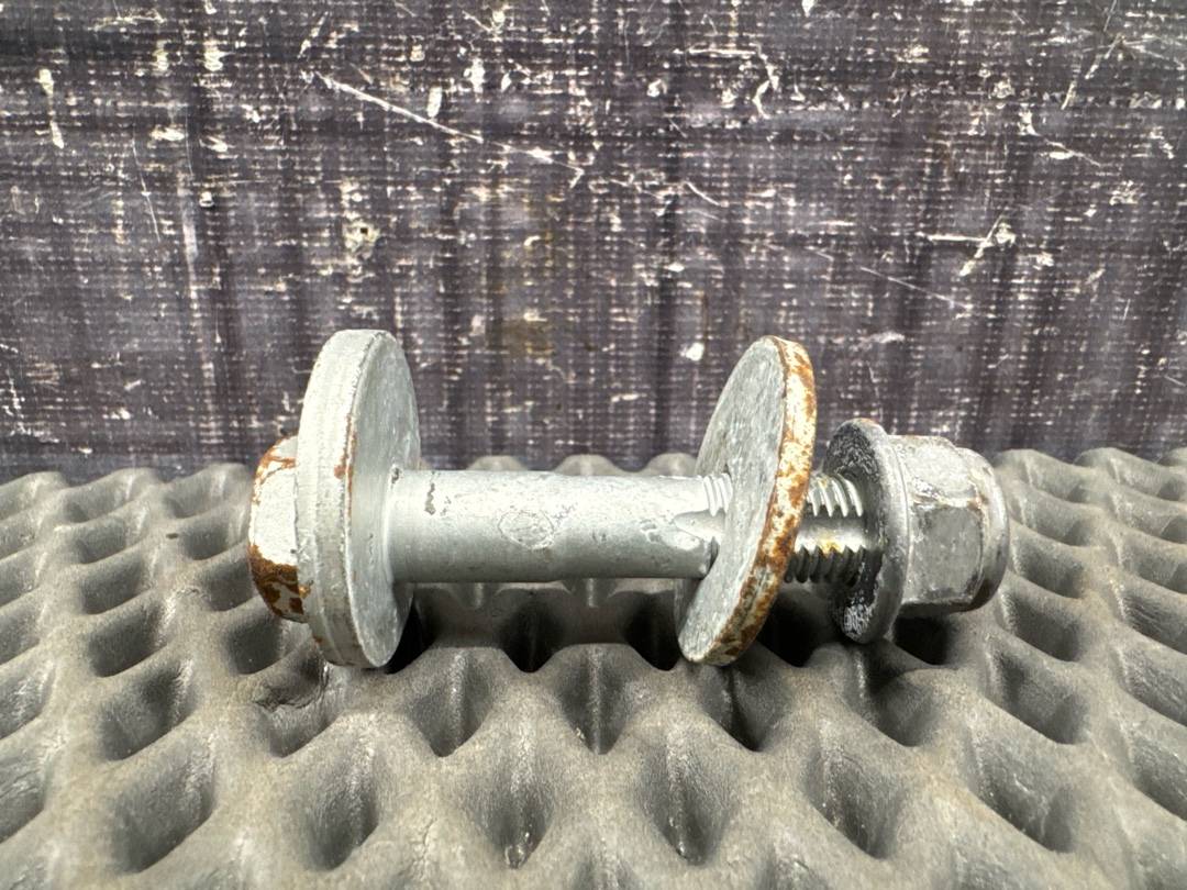 Болт развальный, 730 рублей, Красноярск