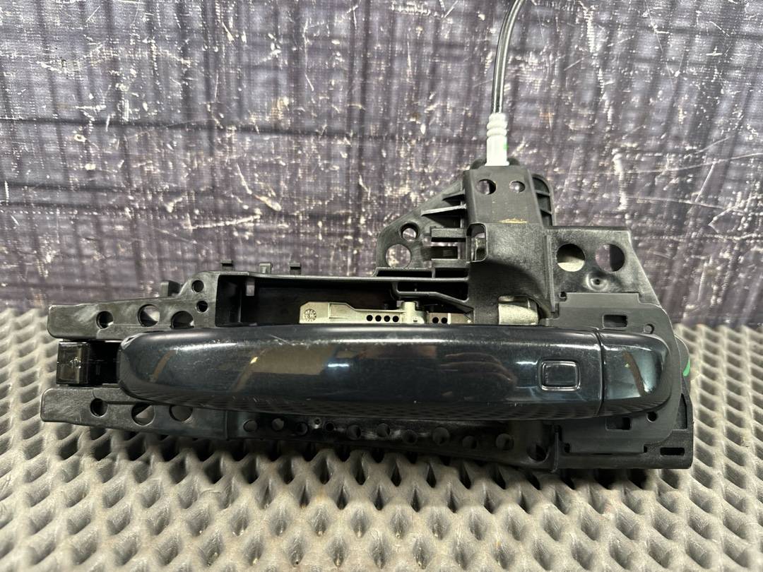 Ручка двери внешняя, 1930 рублей, Красноярск