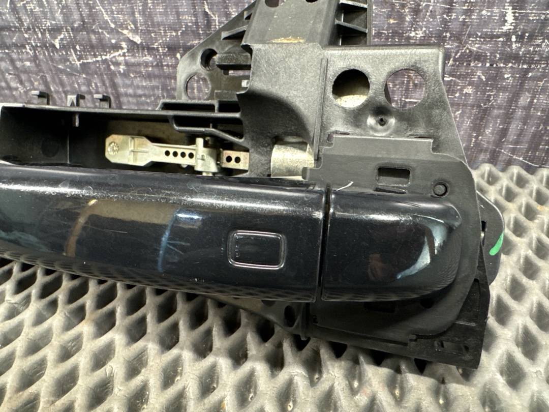 Ручка двери внешняя, 1930 рублей, Красноярск