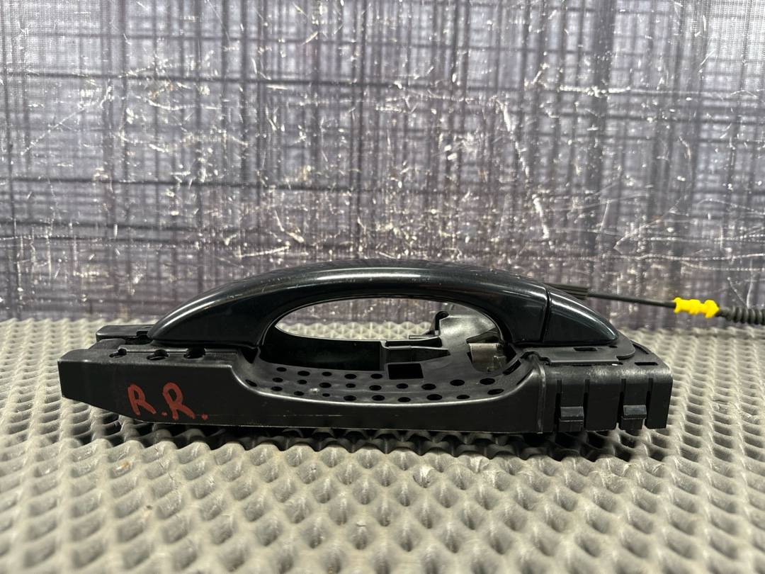 Ручка двери внешняя, 1930 рублей, Красноярск