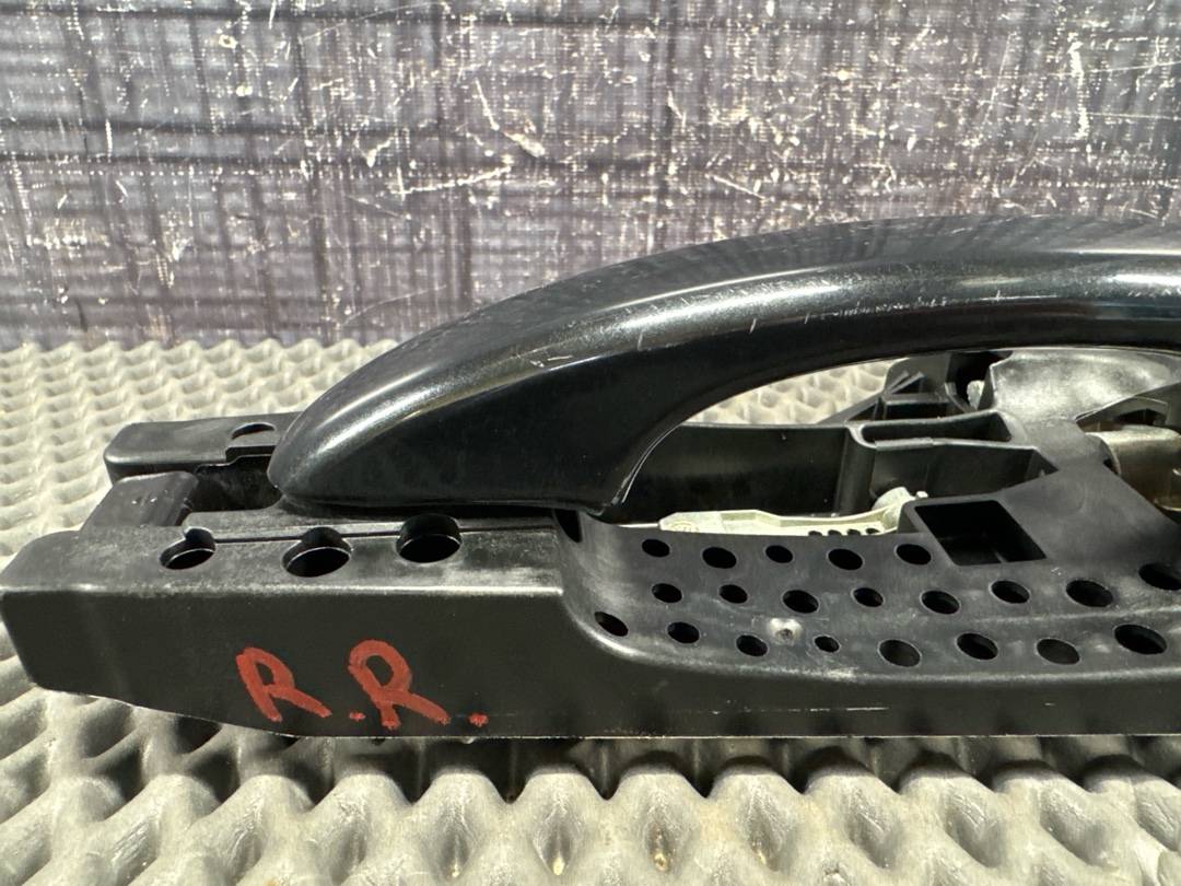 Ручка двери внешняя, 1930 рублей, Красноярск