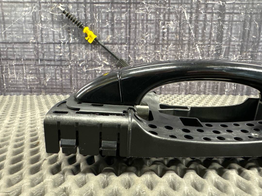 Ручка двери внешняя, 1930 рублей, Красноярск