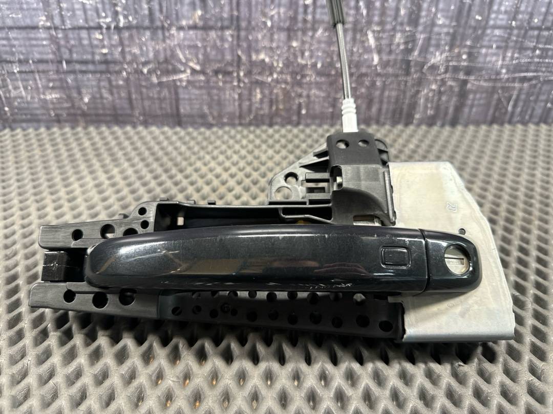 Ручка двери внешняя, 1930 рублей, Красноярск