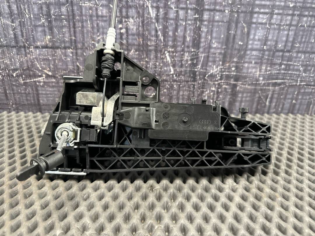 Ручка двери внешняя, 1930 рублей, Красноярск