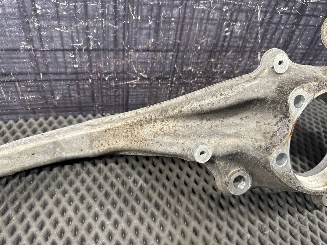 Поворотный кулак, 19110 рублей, Красноярск