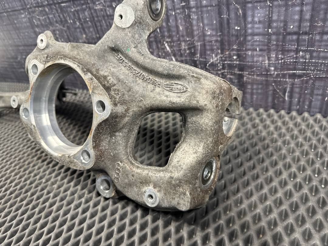 Поворотный кулак, 19110 рублей, Красноярск