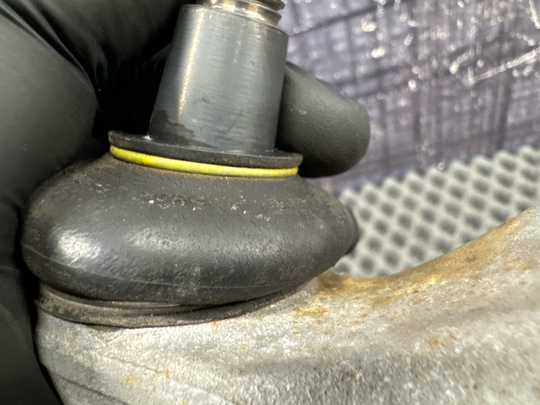 Тяга рулевая с наконечником, 1680 рублей, Красноярск