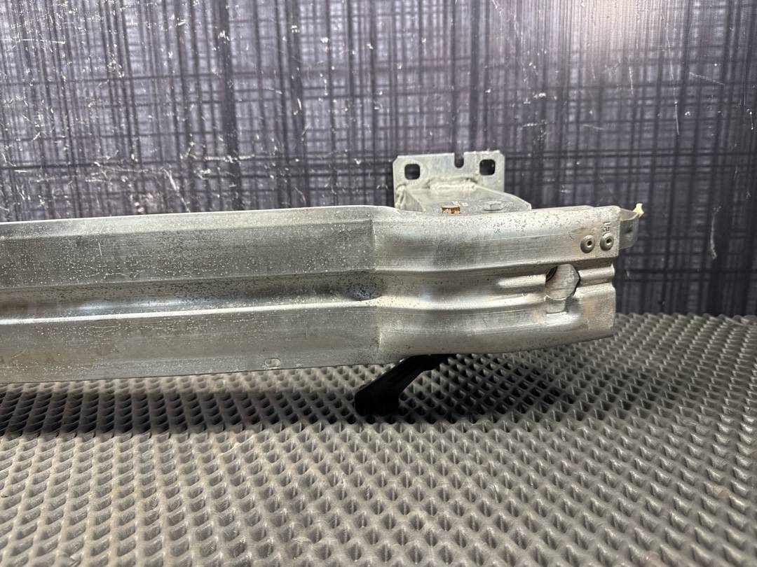 Усилитель бампера, 5230 рублей, Красноярск