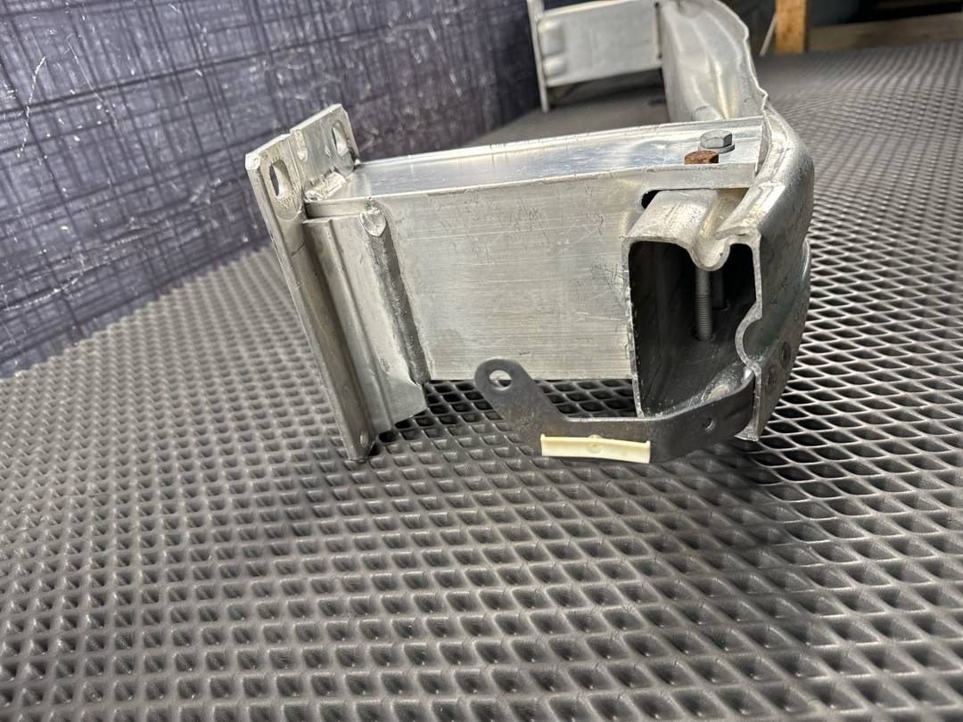 Усилитель бампера, 5230 рублей, Красноярск