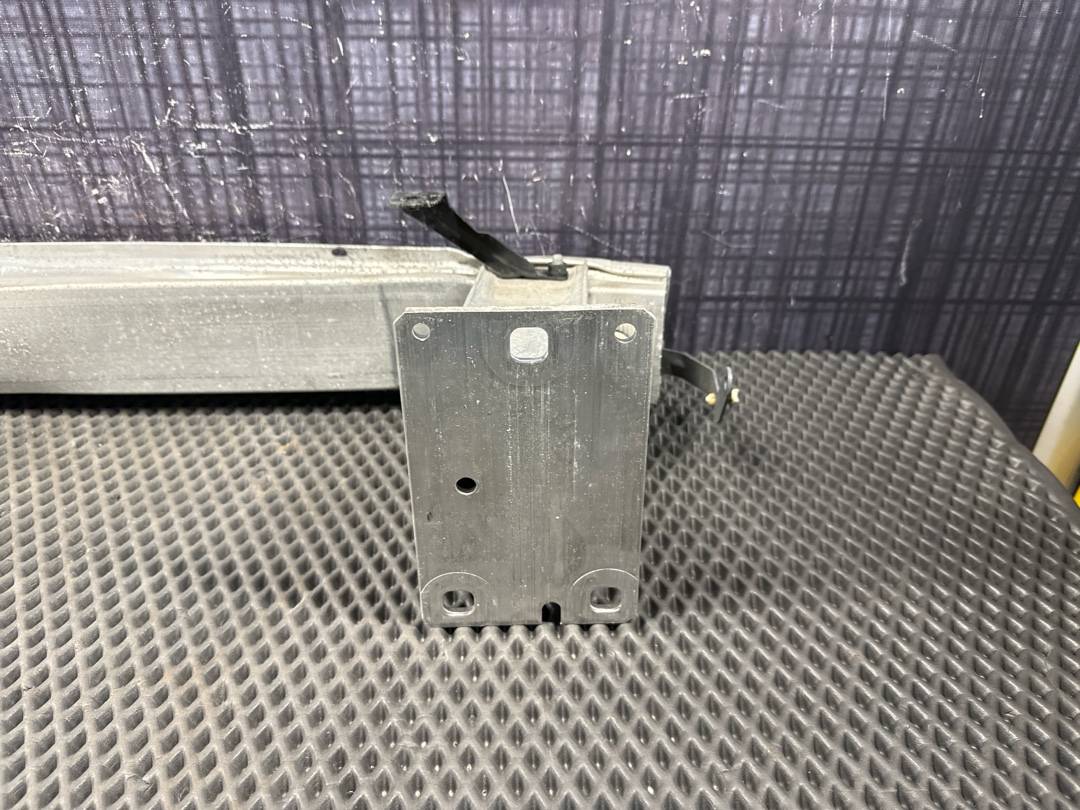 Усилитель бампера, 5230 рублей, Красноярск