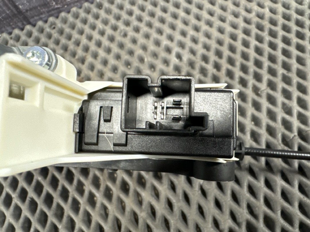 Стеклоподъемник, 1910 рублей, Красноярск