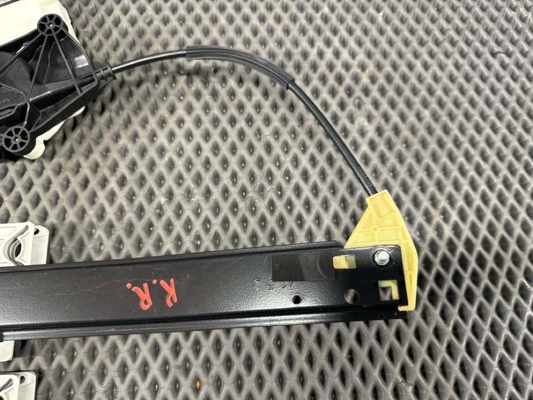 Стеклоподъемник, 2240 рублей, Красноярск