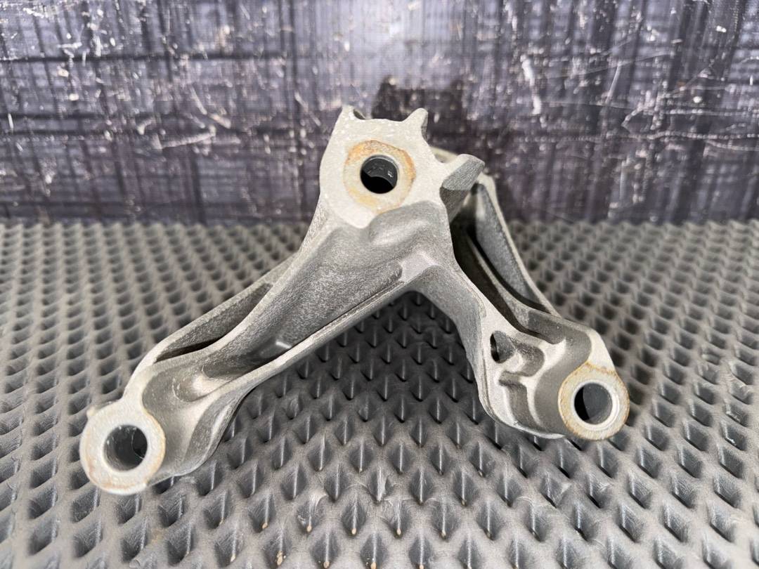 Кронштейн двигателя, 1200 рублей, Красноярск