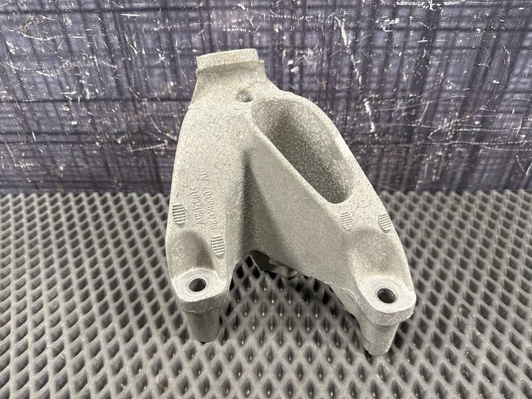 Кронштейн двигателя, 1200 рублей, Красноярск