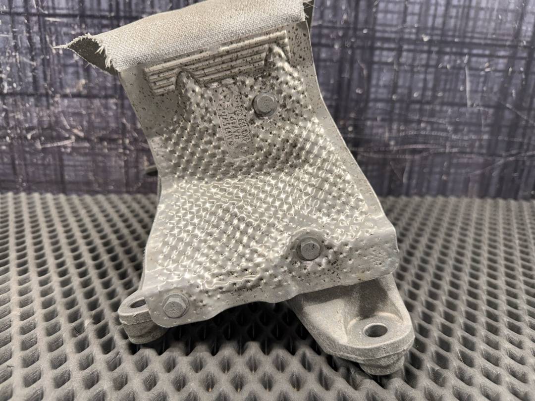 Кронштейн двигателя, 1200 рублей, Красноярск