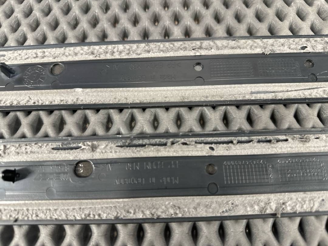 Комплект накладок на порог, 3620 рублей, Красноярск