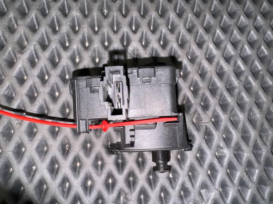 Замок лючка бензобака, 1760 рублей, Красноярск