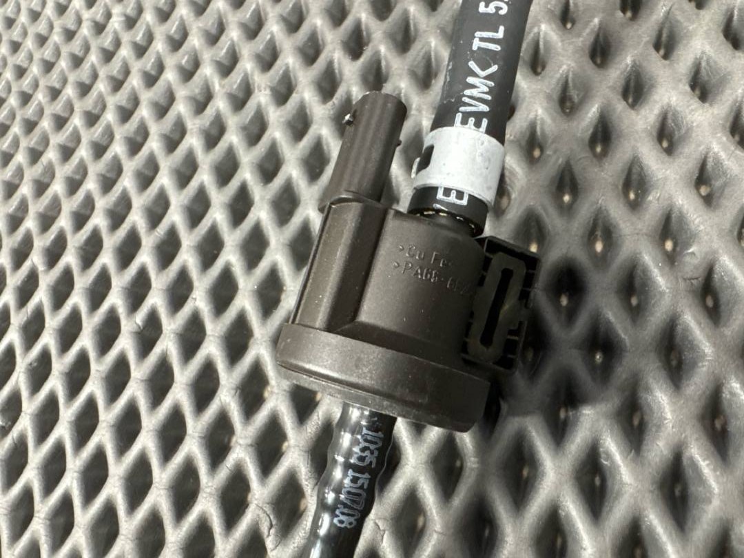 Клапан вентиляции топливного бака, 3730 рублей, Красноярск