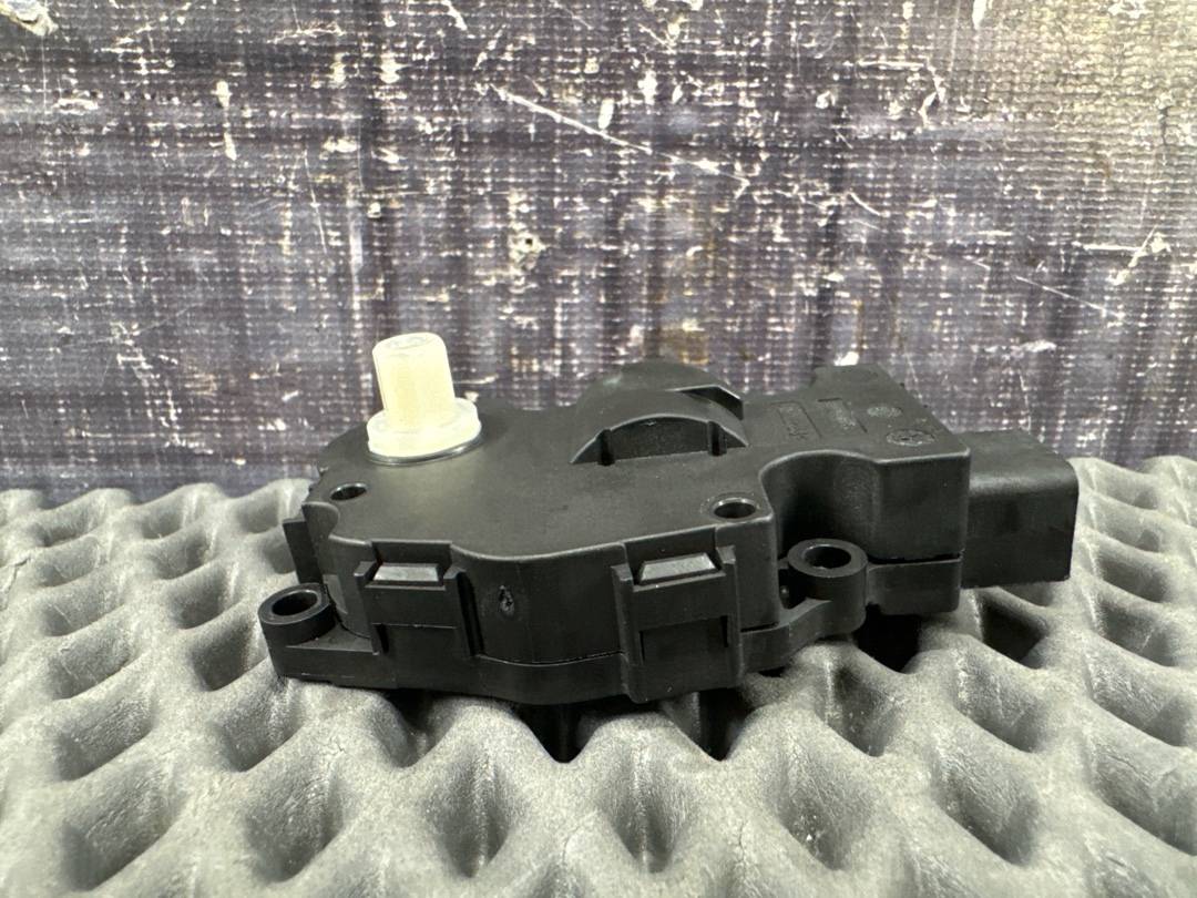 Мотор заслонки печки, 850 рублей, Красноярск