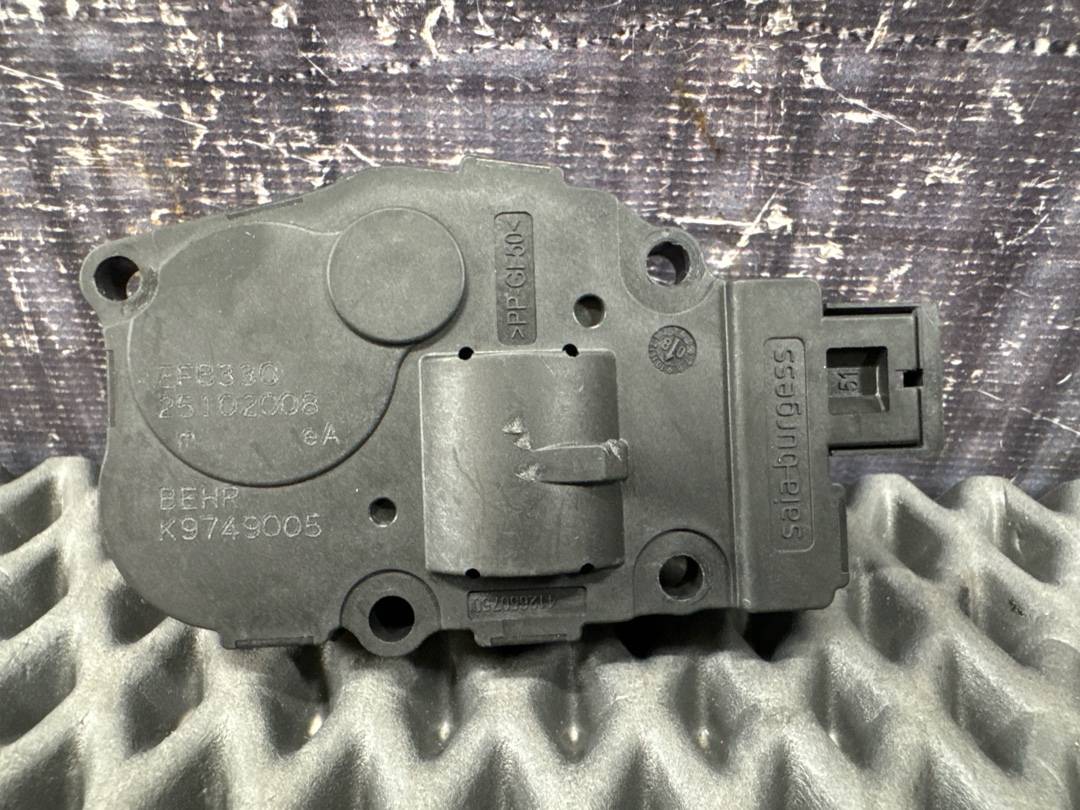 Мотор заслонки печки, 850 рублей, Красноярск