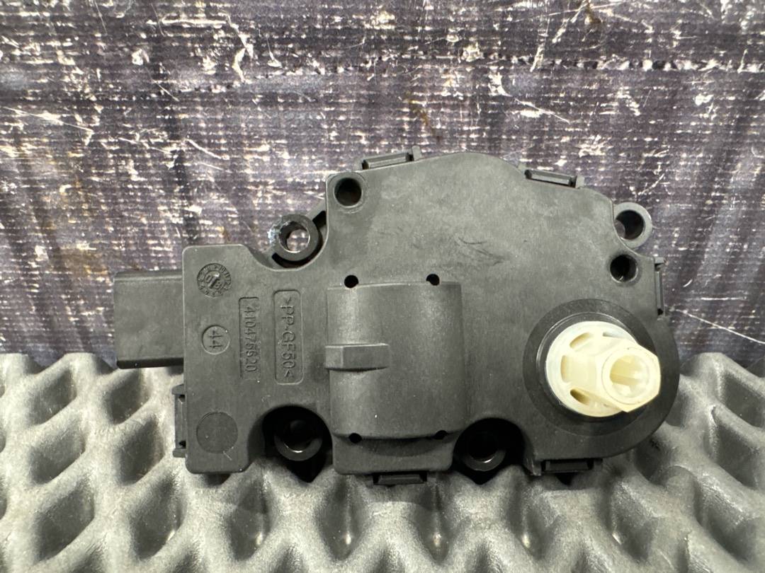 Мотор заслонки печки, 850 рублей, Красноярск