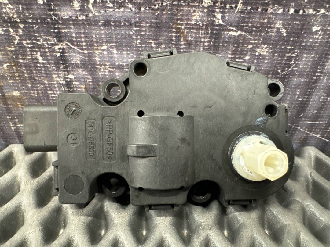 Мотор заслонки печки, 850 рублей, Красноярск