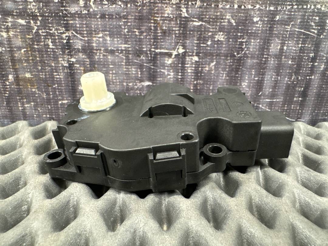 Мотор заслонки печки, 850 рублей, Красноярск